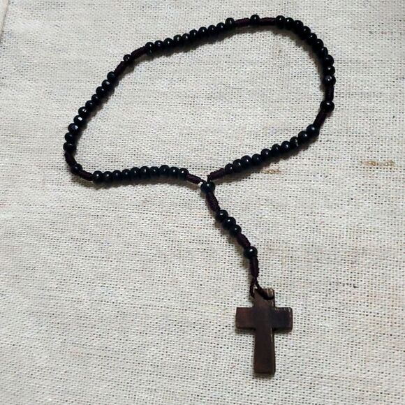 Vintage Wooden Rosary Bracelet - Picture 3 of 5